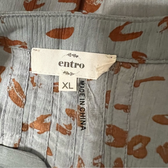 Entro Blue Animal Print Long Sleeve Blouse - Picture 13 of 15